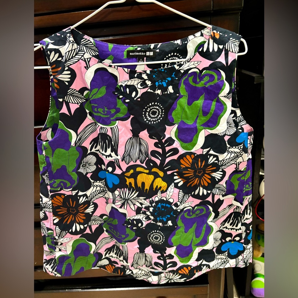 Marimekko Floral Sleeveless Top